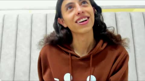 FreyaMoller  online show from 02/25/26, 07:12