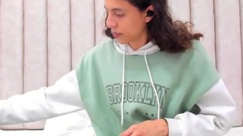 FreyaMoller  online show from 04/04/26, 07:11