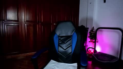 freyanatural online show from 12/19/25, 11:23