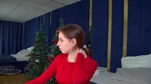 FreyaVey online show from 12/20/25, 06:42