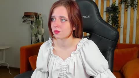 FreyaVeys online show from 07/04/26, 05:02