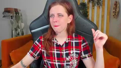 FreyaVeys online show from 07/04/26, 05:08