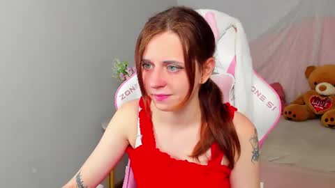 FreyaVeys online show from 07/10/26, 05:12