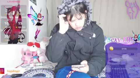 Snapshot of freyjagoddes34 chatting on 02/26/25, 12:05 goddesfreyja34 online show from 02/26/25, 12:05