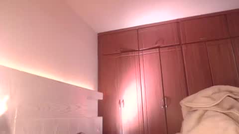 FREYJA LOREN online show from 03/01/25, 05:31