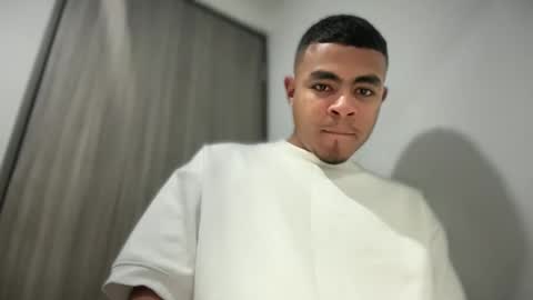 freyva_ online show from 01/23/25, 03:37