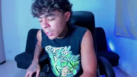 Snapshot of freyva_ chatting on 06/14/26, 05:59 freyva_ online show from 06/14/26, 05:59