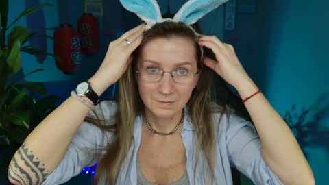 Frida Tander online show from 12/30/24, 03:13