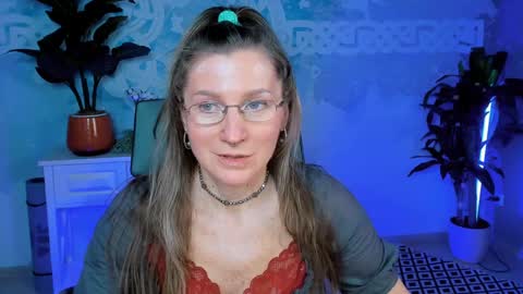 Frida Tander online show from 01/24/25, 09:06