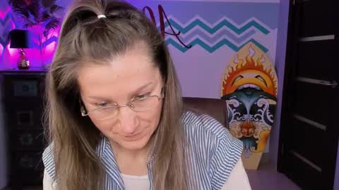 Frida Tander online show from 03/03/25, 09:11