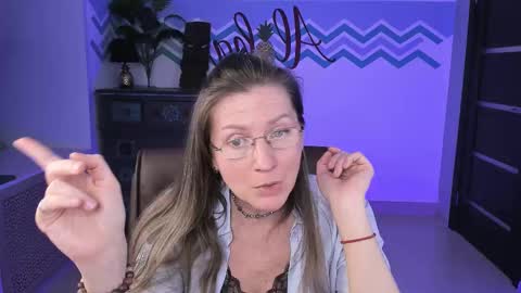 Frida Tander online show from 03/10/25, 06:23