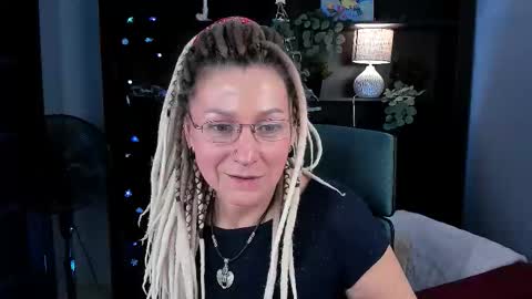 Frida Tander online show from 12/20/25, 05:25