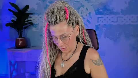Snapshot of fridatander chatting on 05/23/26, 05:23 Frida Tander online show from 05/23/26, 05:23