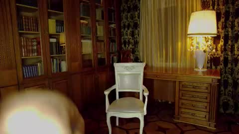 Viktor online show from 11/23/25, 09:47