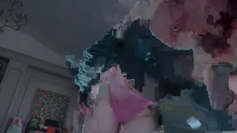 friend_zone_ online show from 11/14/25, 09:19