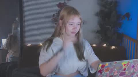 friend_zone_ online show from 01/08/26, 02:30