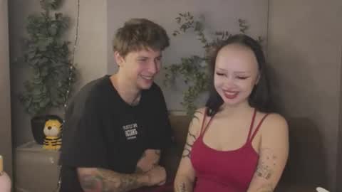 friend_zone_ online show from 03/20/26, 04:23