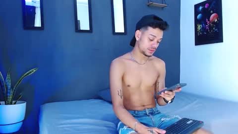 Adam y pitter online show from 12/04/24, 11:52