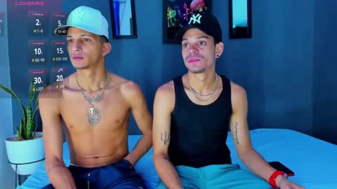 Adam y pitter online show from 02/04/25, 01:13