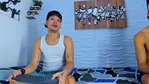 Adam y pitter online show from 09/23/25, 01:36