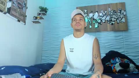 Adam y pitter online show from 10/05/25, 02:04