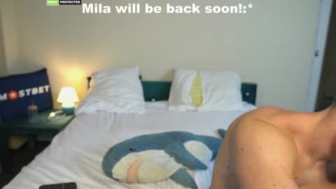 Snapshot of friendsurdreams chatting on 12/22/24, 05:53 friendsurdreams online show from 12/22/24, 05:53