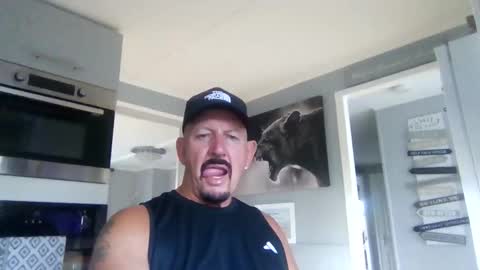 bob online show from 09/11/25, 04:18