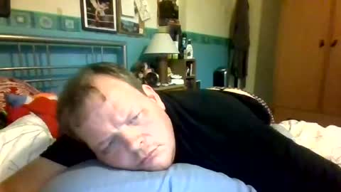Snapshot of fritzboy290 chatting on 07/14/26, 04:06 Tom online show from 07/14/26, 04:06