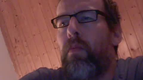 fromgermanywithlove1 online show from 11/30/25, 06:45