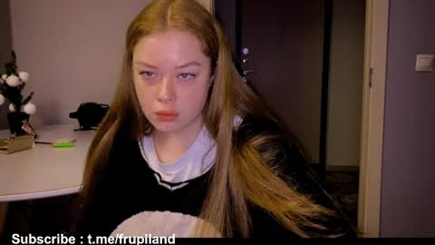 OPEN PVTJulia and Wayne online show from 01/02/25, 01:19