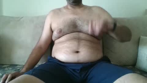 Snapshot of fruti_loops chatting on 03/24/26, 06:07 fruti loops Bull online show from 03/24/26, 06:07