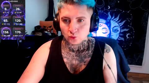          HEHIM  online show from 02/09/25, 12:39