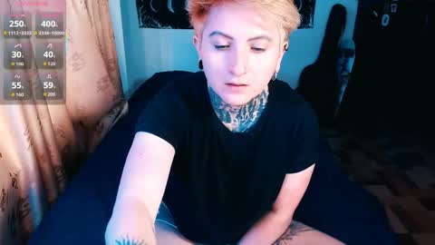          HEHIM  online show from 11/04/25, 07:13