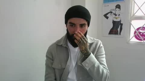 Snapshot of ftmen chatting on 05/07/26, 05:29 Jestevan online show from 05/07/26, 05:29
