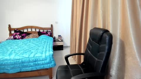 Angelique online show from 02/06/25, 09:00