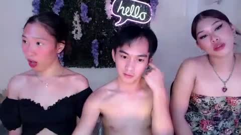 Snapshot of fuckboy_zachxx chatting on 02/18/25, 10:05 online show from 02/18/25, 10:05