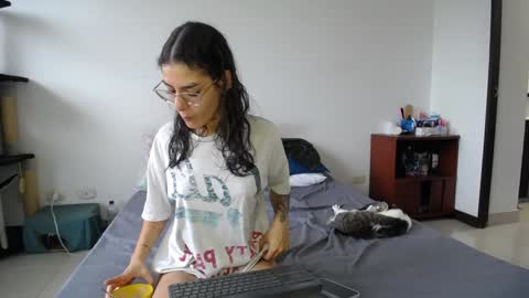 Lauuuu n TheLuckyGuy online show from 01/03/25, 10:08