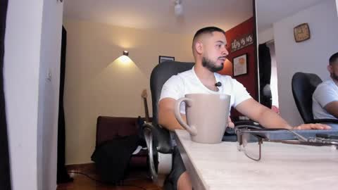 SERGIO THE SEX LAWYER online show from 04/03/26, 08:40