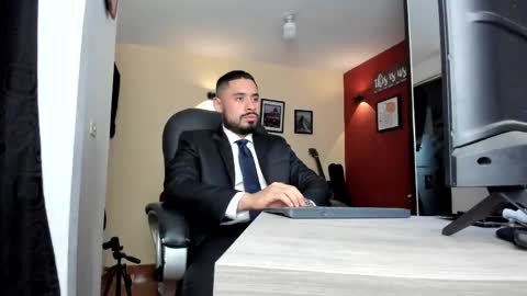 SERGIO THE SEX LAWYER online show from 05/15/26, 04:41
