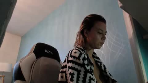 Snapshot of fuckhard4you chatting on 10/10/25, 06:01 La online show from 10/10/25, 06:01