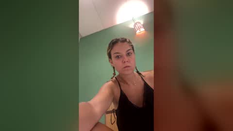 Snapshot of fuckhard4you chatting on 02/20/26, 03:03 La online show from 02/20/26, 03:03