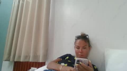 La online show from 04/08/26, 09:42