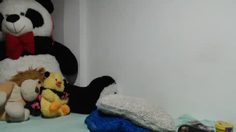 Mia and Gary  online show from 02/18/25, 02:05