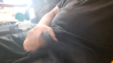 Snapshot of fuckme21044 chatting on 11/04/25, 12:26 fuckme21044 online show from 11/04/25, 12:26