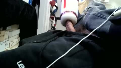 Snapshot of fuckmeallday1975 chatting on 02/22/26, 06:46 fuckmeallday1975 online show from 02/22/26, 06:46