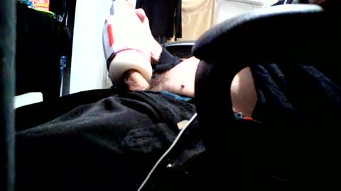 Snapshot of fuckmeallday1975 chatting on 05/15/26, 02:40 fuckmeallday1975 online show from 05/15/26, 02:40