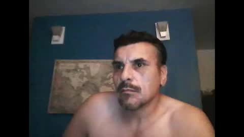 fuego1ento22 online show from 10/01/25, 01:44