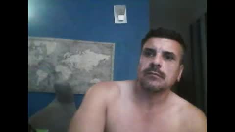 fuego1ento22 online show from 10/16/25, 02:56