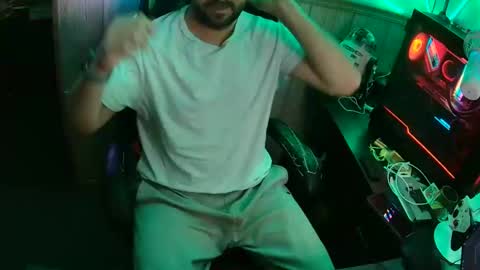 fufupop online show from 11/29/25, 10:35