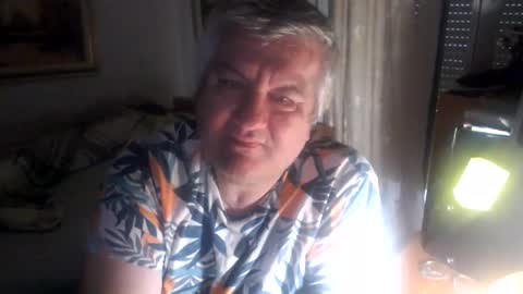 Snapshot of fukingcrazy chatting on 05/21/26, 05:20 fukingcrazy online show from 05/21/26, 05:20